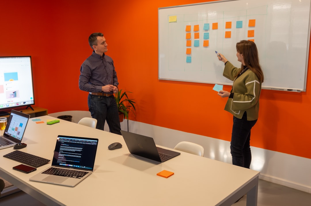 Win/Loss Interviews: Turn Deals into Insights
