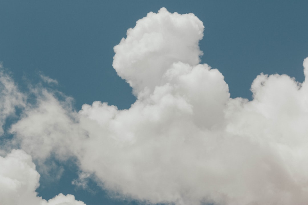 Solutions Comparable to Fivetran for Automated Data Pipeline Integration