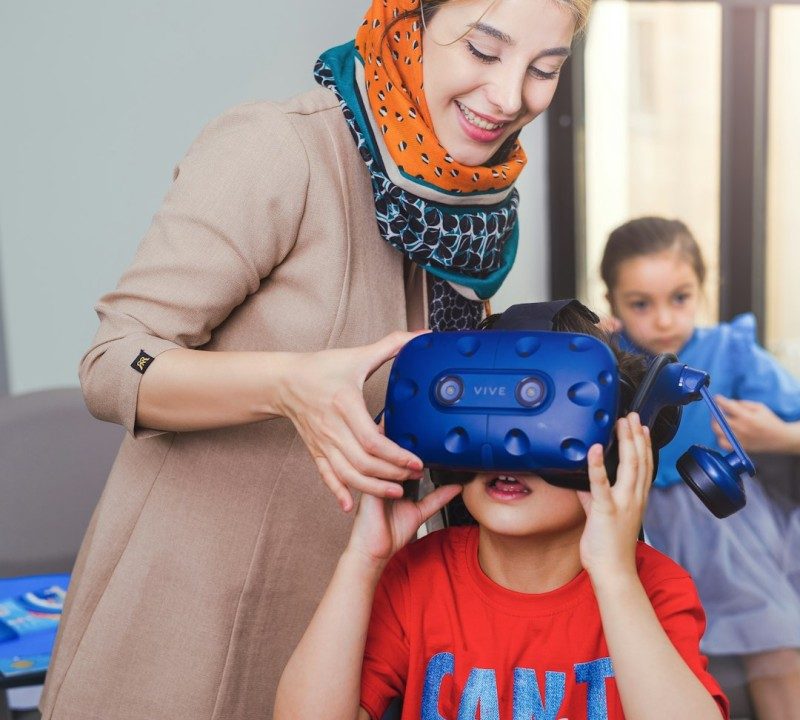 Virtual Reality Apps That Improve Learning Outcomes By 82%